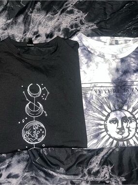 SHEIN Black Crewneck Graphic Tee set of 2 oversized medium